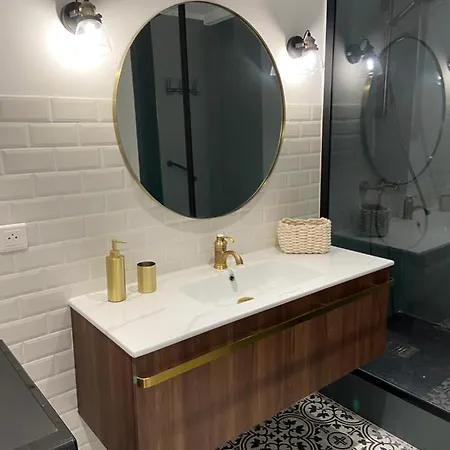 Magnifique T2 37m2 Centre Vue Au Bord De La Neuf 4 Couchages Balcon Parking Privé Fermé Clim Wifi