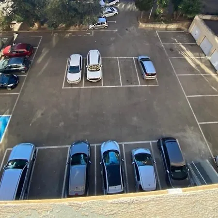 Magnifique T2 37m2 Centre Vue Au Bord De La Neuf 4 Couchages Balcon Parking Prive Ferme Clim Wifi דירה