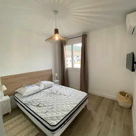 Apartament Magnifique T2 37m2 Centre Vue Au Bord De La Neuf 4 Couchages Balcon Parking Prive Ferme Clim Wifi