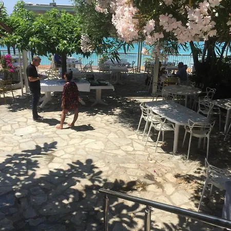 Apartament Magnifique T2 37m2 Centre Vue Au Bord De La Neuf 4 Couchages Balcon Parking Prive Ferme Clim Wifi Ajaccio (Corsica)