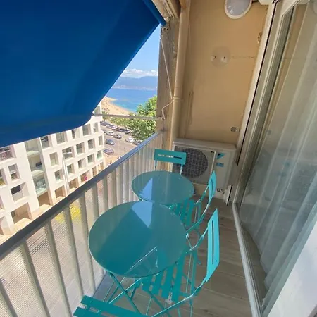 Magnifique T2 37m2 Centre Vue Au Bord De La Neuf 4 Couchages Balcon Parking Prive Ferme Clim Wifi