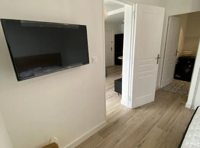 Appartement Magnifique T2 37m2 Centre Vue Au Bord De La Neuf 4 Couchages Balcon Parking Privé Fermé Clim Wifi Ajaccio (Corsica)