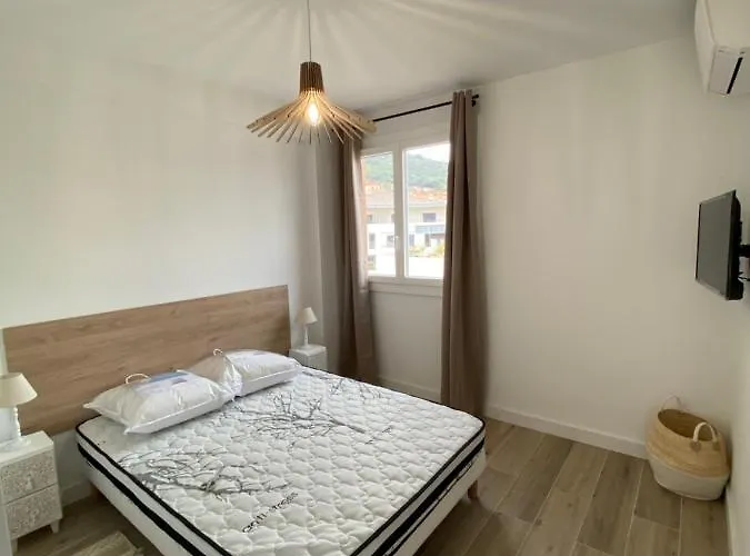 Appartement Magnifique T2 37m2 Centre Vue Au Bord De La Neuf 4 Couchages Balcon Parking Privé Fermé Clim Wifi